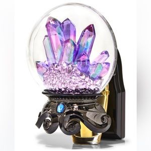 Bath and Body Works crystal ball wallflower plug